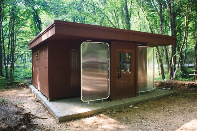 wc-shower-cabins