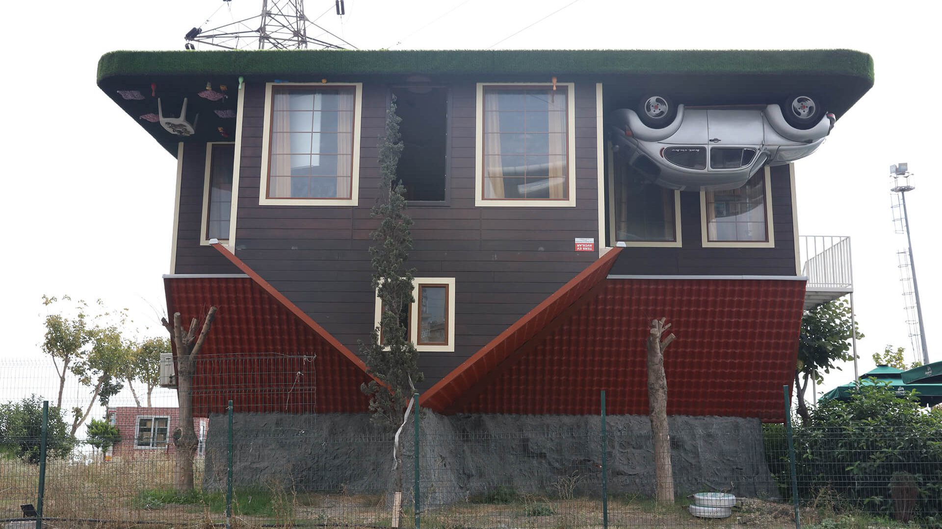 Reverse House Project Hebo Yap Reverse House Project Hebo Yap